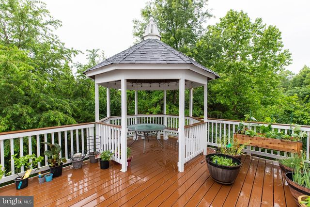 15613 VILLAGE COVE PL, Haymarket, VA 20169