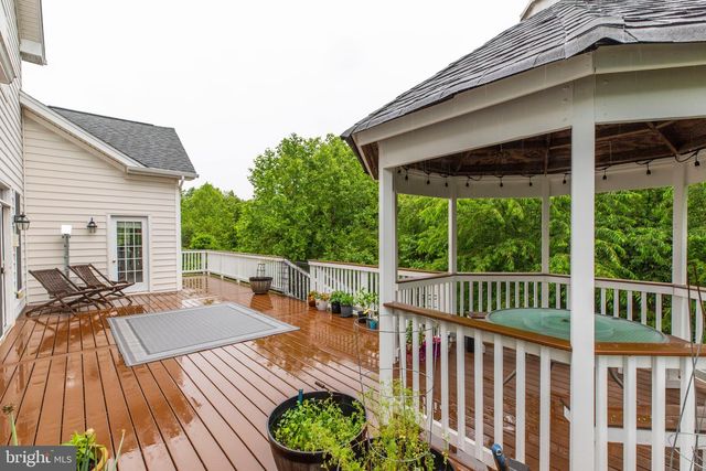 15613 VILLAGE COVE PL, Haymarket, VA 20169