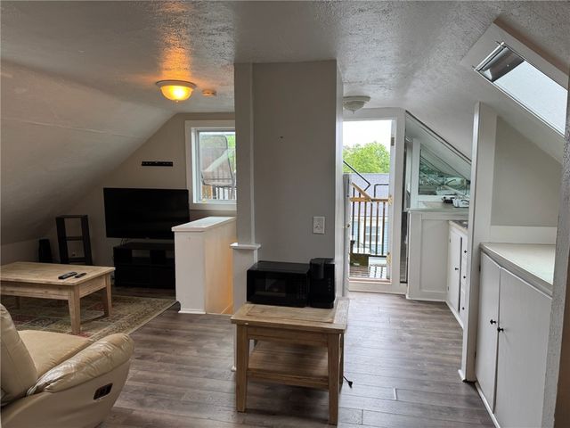 9 Ann Street 2, Newport, RI 02840