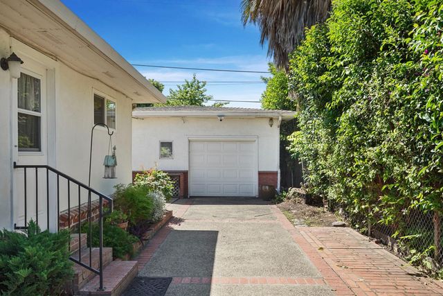 2532 Bristol Ave, Stockton, CA 95204