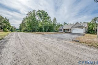 1900 Moody Fox Ln, Carson, VA 23830