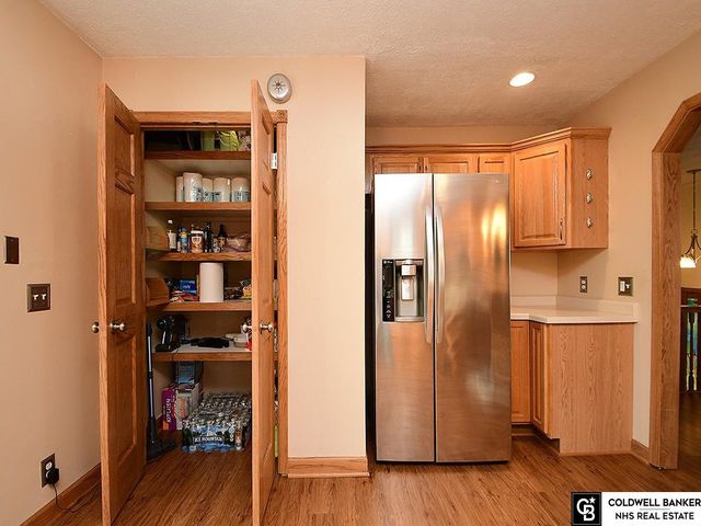 7813 S 37th Street, Bellevue, NE 68147