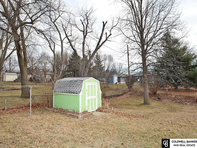 7813 S 37th Street, Bellevue, NE 68147