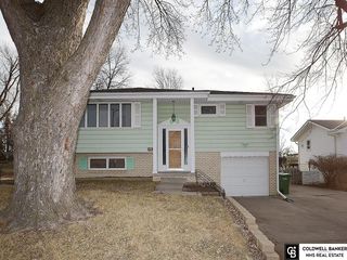 7813 S 37th Street, Bellevue, NE 68147