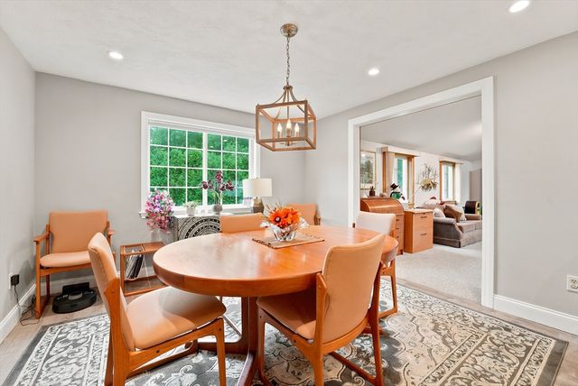 12 Swanson Rd, Framingham, MA 01701