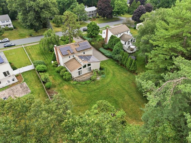 12 Swanson Rd, Framingham, MA 01701
