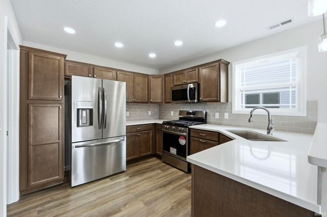 215 Latigo Lane, Garrett, IN 46738