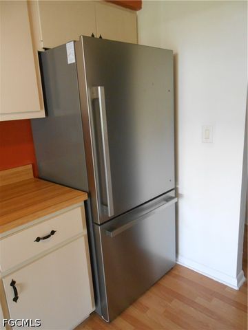 52 Heath Aster LN, Lehigh Acres, FL 33936