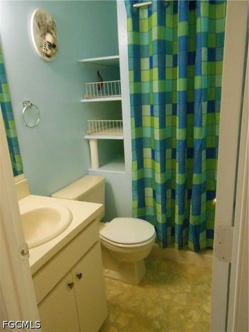 52 Heath Aster LN, Lehigh Acres, FL 33936