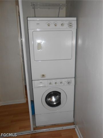 52 Heath Aster LN, Lehigh Acres, FL 33936