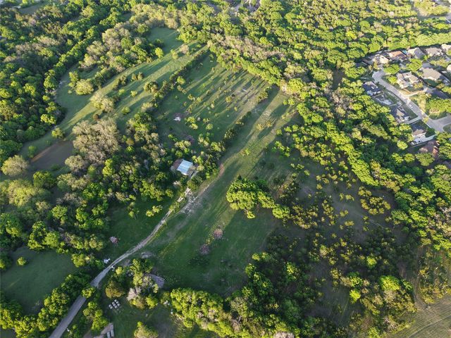 721 Rayburn Drive, Desoto, TX 75115