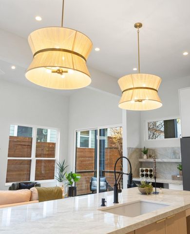 1709 Maple Ave 1, Austin, TX 78702