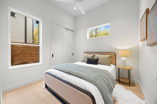 1709 Maple Ave 1, Austin, TX 78702