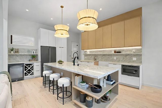 1709 Maple Ave 1, Austin, TX 78702