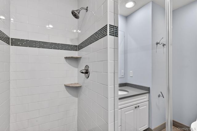 410 Pawnee Court, Suffern, NY 10901