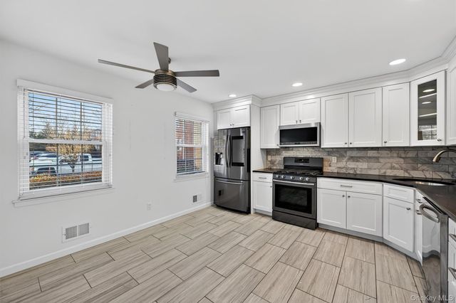 410 Pawnee Court, Suffern, NY 10901