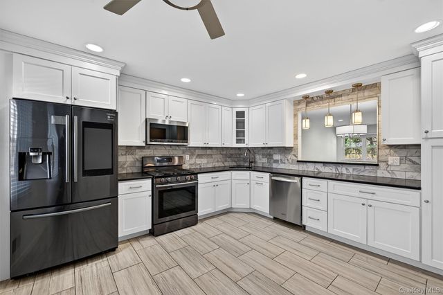 410 Pawnee Court, Suffern, NY 10901