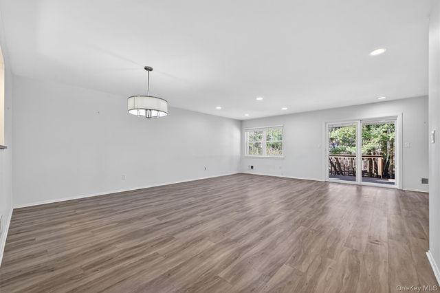 410 Pawnee Court, Suffern, NY 10901