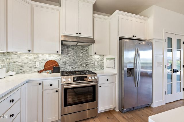 4432 Vista Pointe Drive, Medford, OR 97504
