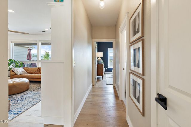 4432 Vista Pointe Drive, Medford, OR 97504