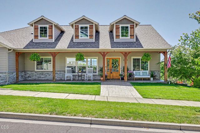 4432 Vista Pointe Drive, Medford, OR 97504