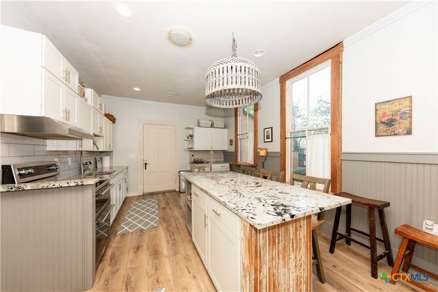 1202 Pecan Street, Bastrop, TX 78602