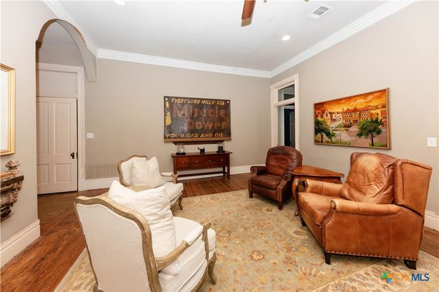 1202 Pecan Street, Bastrop, TX 78602