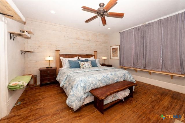 1202 Pecan Street, Bastrop, TX 78602
