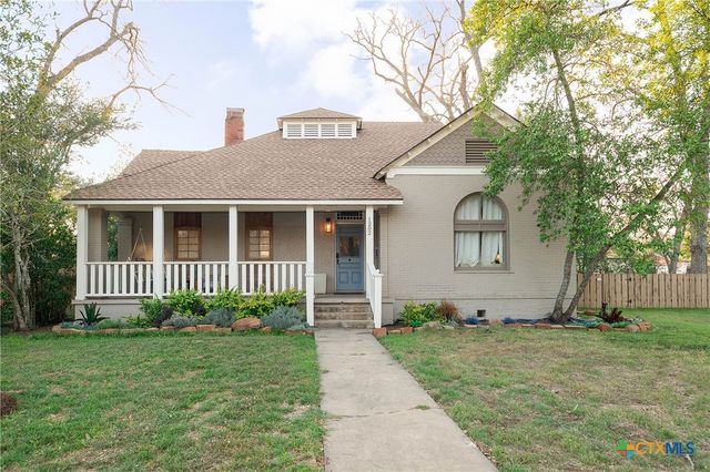 1202 Pecan Street, Bastrop, TX 78602
