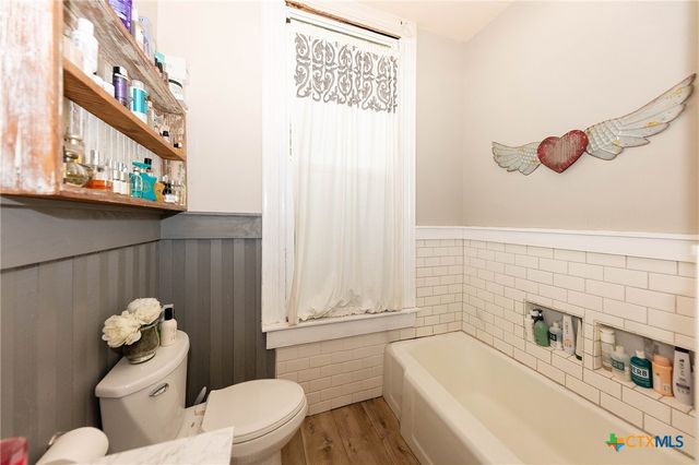 1202 Pecan Street, Bastrop, TX 78602