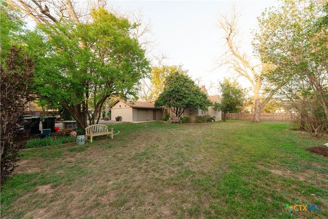 1202 Pecan Street, Bastrop, TX 78602