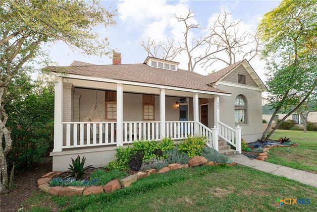 1202 Pecan Street, Bastrop, TX 78602