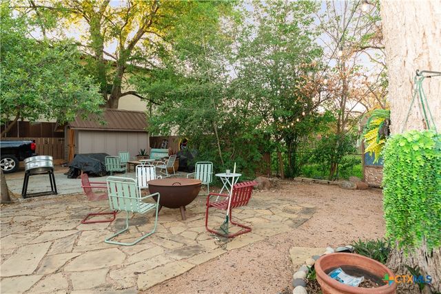 1202 Pecan Street, Bastrop, TX 78602