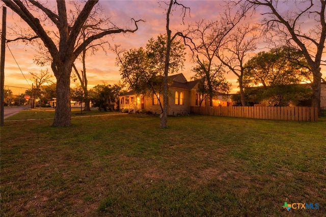 1202 Pecan Street, Bastrop, TX 78602
