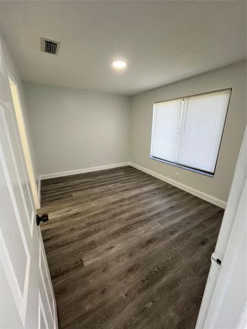 1401 NE 57th Place 9, Fort Lauderdale, FL 33334