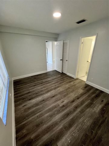 1401 NE 57th Place 9, Fort Lauderdale, FL 33334