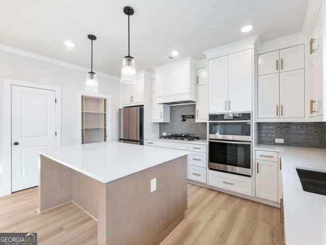 4456 Hosch Reserve Court, Buford, GA 30519
