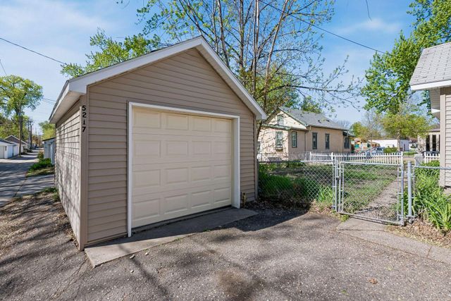 5217 41st Avenue S, Minneapolis, MN 55417