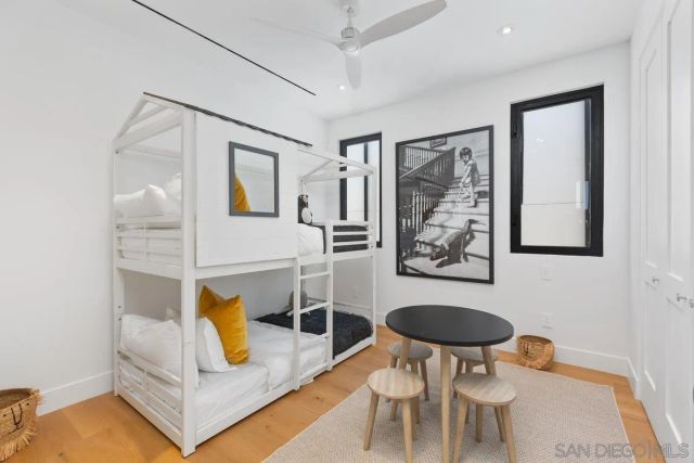 744 Bonair St, La Jolla, CA 92037