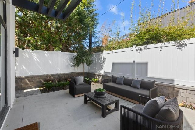744 Bonair St, La Jolla, CA 92037