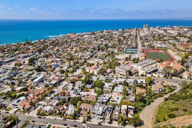 744 Bonair St, La Jolla, CA 92037