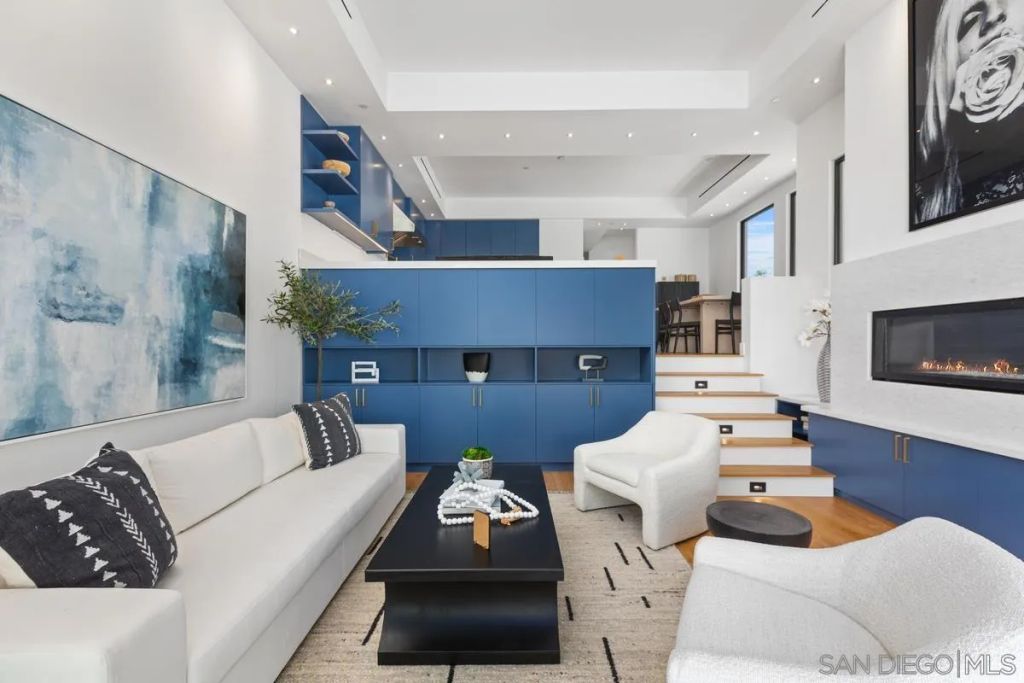744 Bonair St, La Jolla, CA 92037
