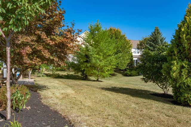 6775 Royal Plume Drive, Dublin, OH 43016