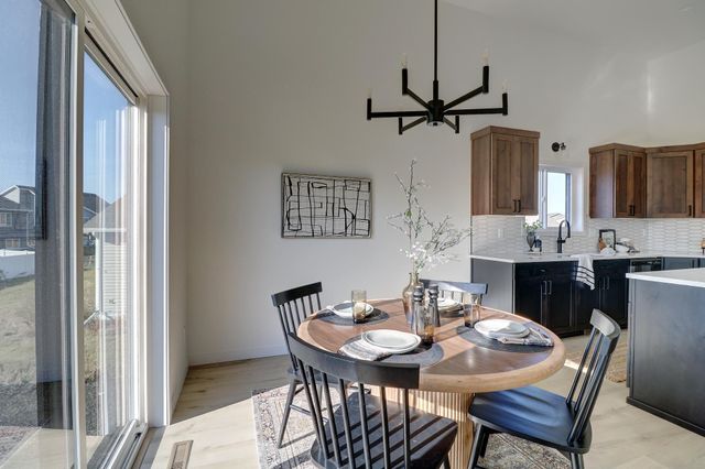 2517 36th Avenue S, Moorhead, MN 56560