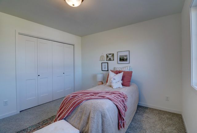 2517 36th Avenue S, Moorhead, MN 56560