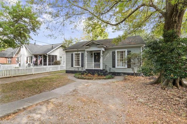 1954 Old Government Street, Mobile, AL 36606