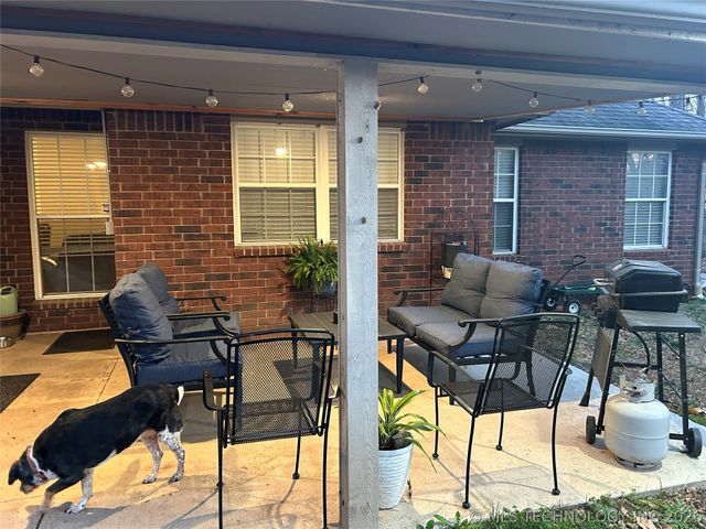 1204 Pinehurst Court, Fort Gibson, OK 74434