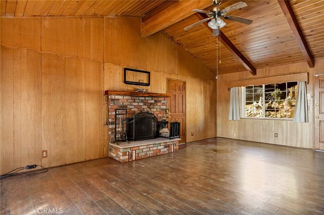 30509 Live Oak, Running Springs, CA 92382