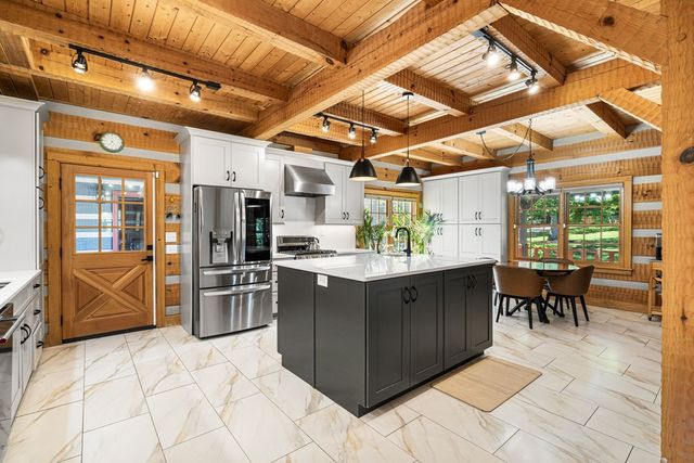 593 Turkey Trot Road, Blairsville, GA 30512