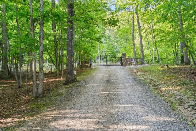 593 Turkey Trot Road, Blairsville, GA 30512